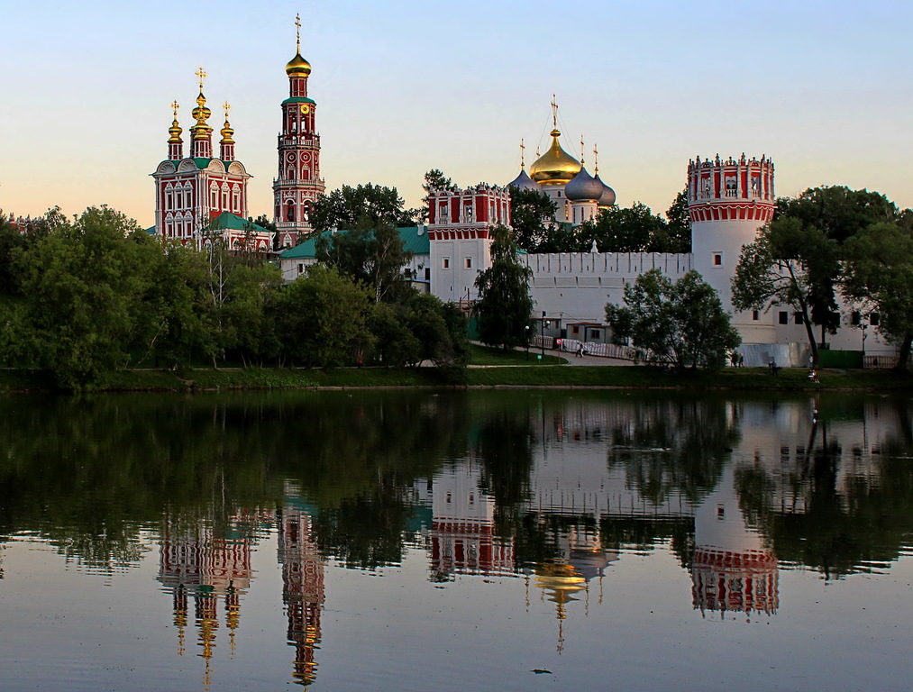 Сайт новодевичьего монастыря москва