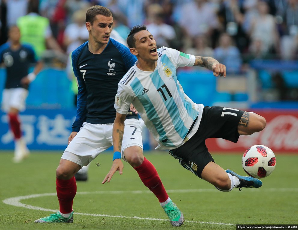 Аргентина на ЧМ 2018 против Франции. Аргентина 18 номер на ЧМ 2018. Аргентина против Франция картинка. France vs Argentina 2018. French 30