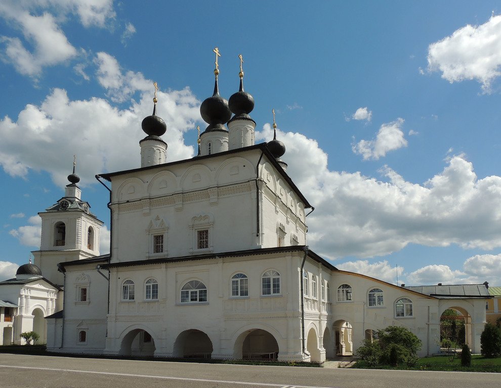 Белопесоцкий монастырь фото