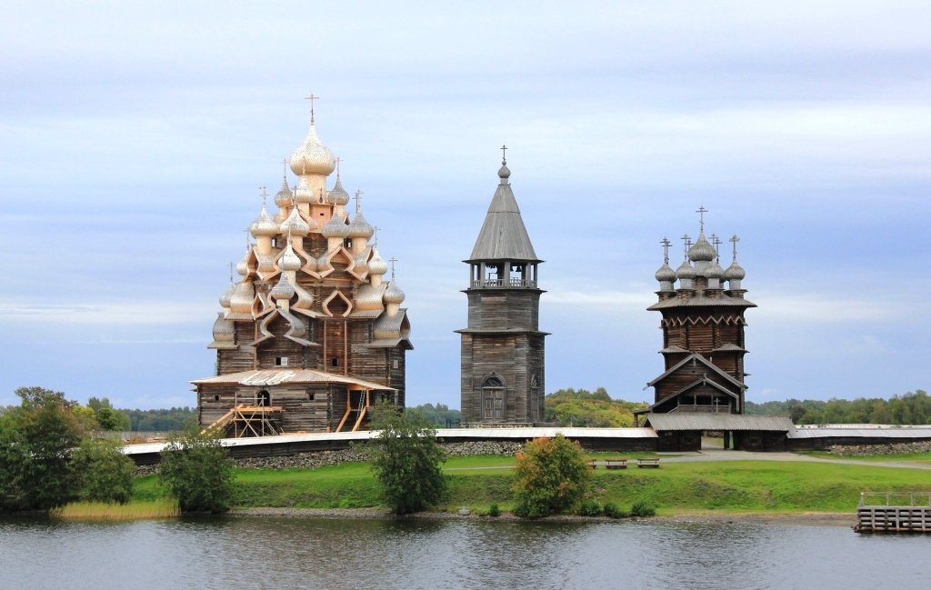 Покровская Церковь Кижи сени